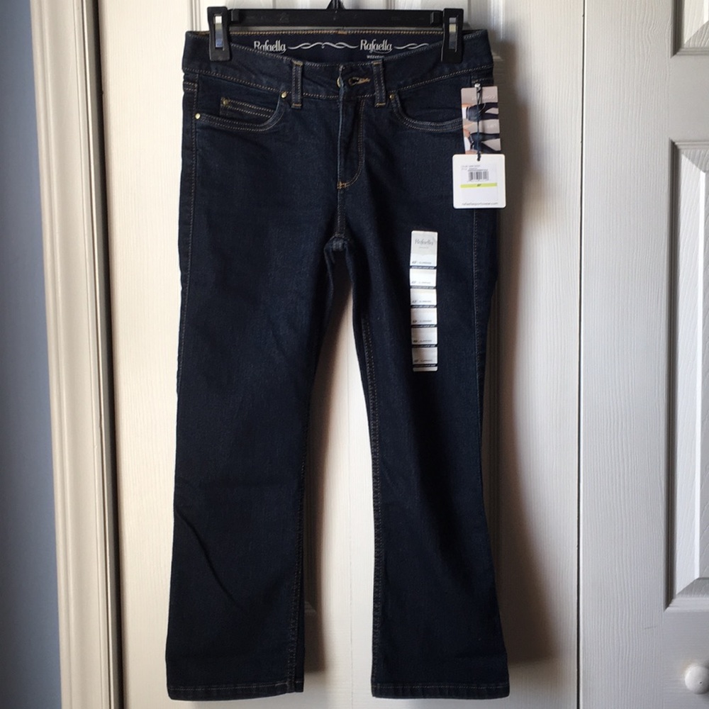Rafaella Weekend Slimming Cuffed Capri Jeans - Picture 5 of 5